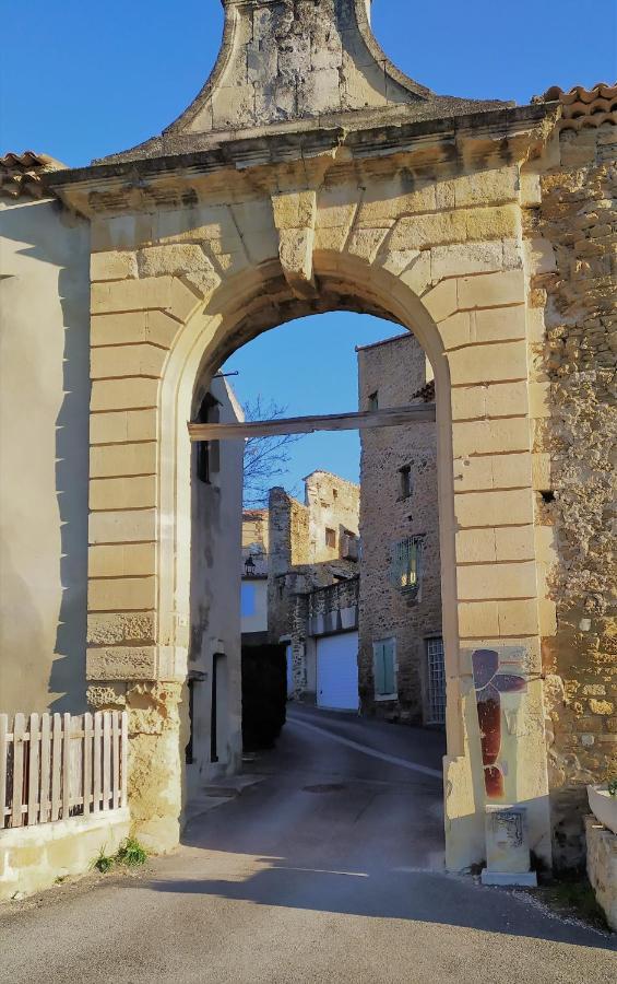 Les Jarres Bleues Apartment Grillon Bagian luar foto