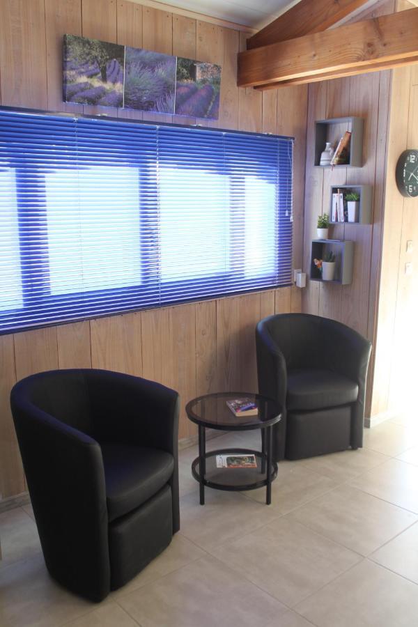 Les Jarres Bleues Apartment Grillon Bagian luar foto