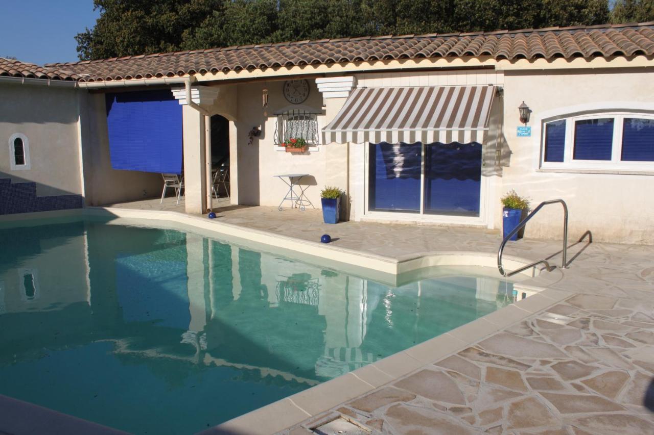Les Jarres Bleues Apartment Grillon Bagian luar foto