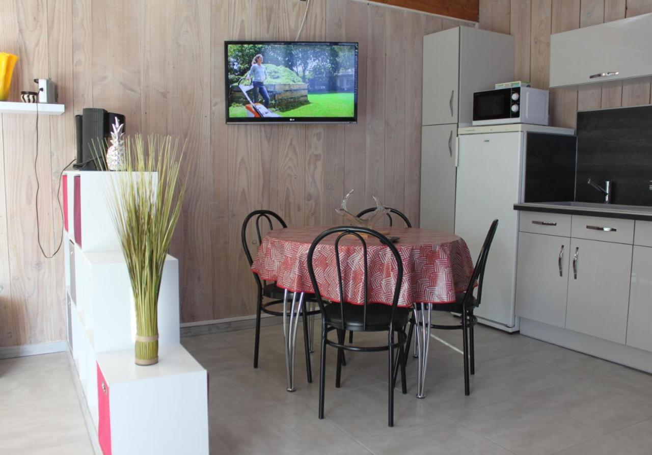Les Jarres Bleues Apartment Grillon Bagian luar foto