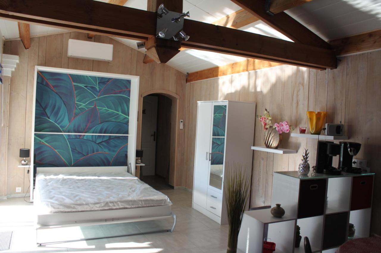 Les Jarres Bleues Apartment Grillon Bagian luar foto